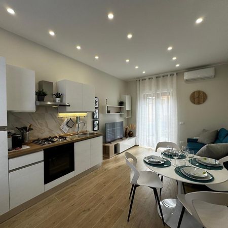קורנרדו Regina Milano In Rho Fiera - Appartamento Indipendente E Parcheggio Gratuito מראה חיצוני תמונה